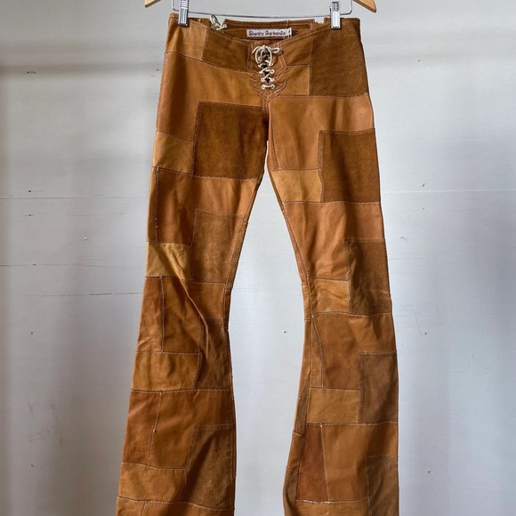 LOOKING FOR - Picture 10 of 13